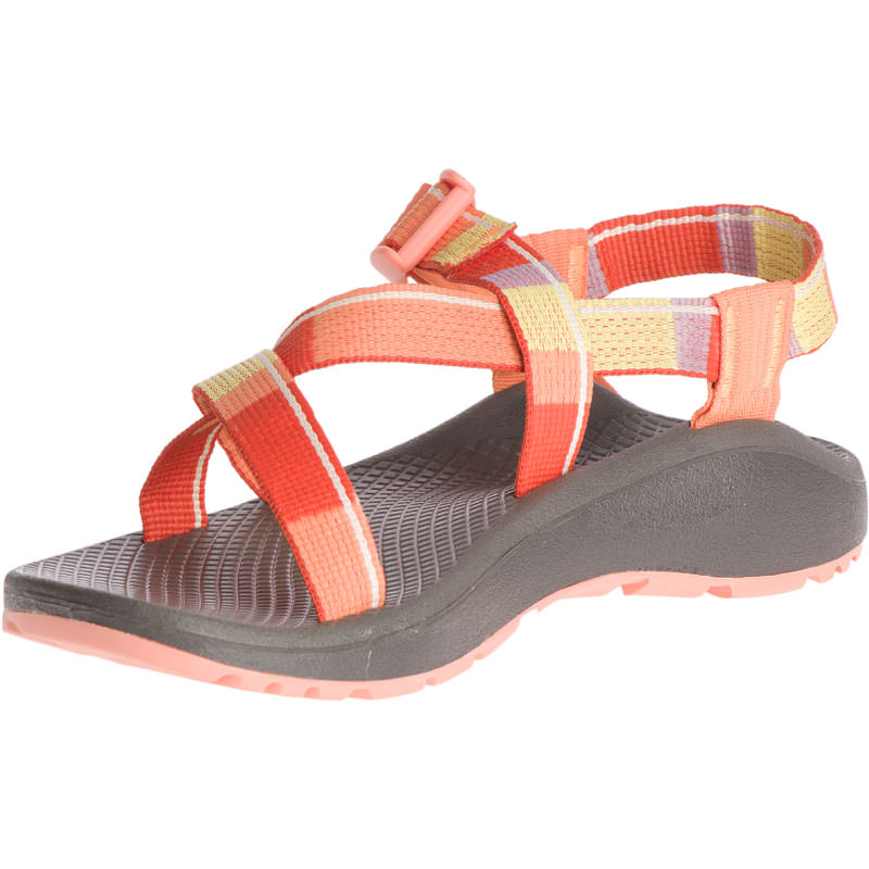 chacos peach