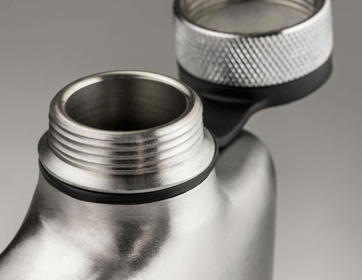 GLACIER STAINLESS 8 FL. OZ. HIP FLASK