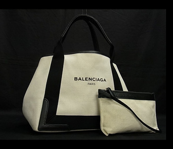BALENCIAGA