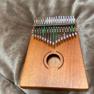 日本代購merariメルカリ代購鍵盤樂器キーボード卡林巴琴/拇指琴カリンバ 
