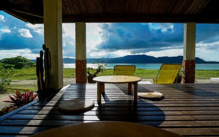 沖縄の海と森に包まれた インテリアコーディネート実例10選 A Flat その暮らしに アジアの風を 目黒通り 新宿 大阪梅田 グランフロント北館