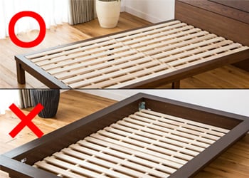 狭い部屋にシングルベッドを2つ並べる方法 6畳や7畳の寝室レイアウト例 A Flat その暮らしに アジアの風を 目黒通り 新宿 大阪梅田 グランフロント北館