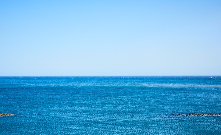インテリア実例 海と空が見える千葉 鴨川の別荘コーディネート A Flat その暮らしに アジアの風を 目黒通り 新宿 大阪梅田 グランフロント北館