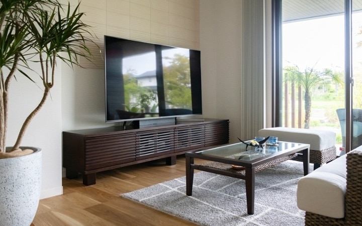 風水で心地良い部屋を実現 家具の配置 レイアウト 模様替え A Flat その暮らしに アジアの風を 目黒通り 新宿 大阪梅田 グランフロント北館