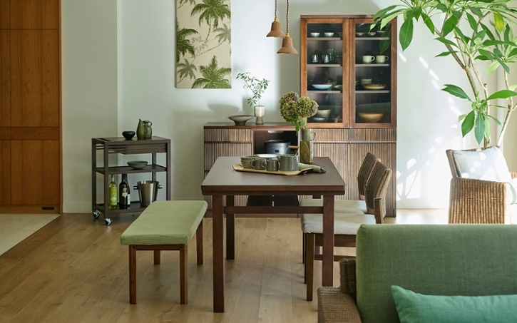 暮らし方から選べる3つのダイニングテーブルシリーズ | a.flat