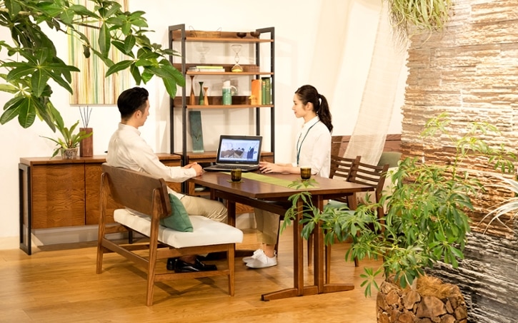 ⭐️学習机⭐️ ダークウッドデスクとホワイトチェアセット 大阪市近郊配送無料 ⭐️学習机⭐️ ダークウッドデスクとホワイトチェアセット 大阪市近郊