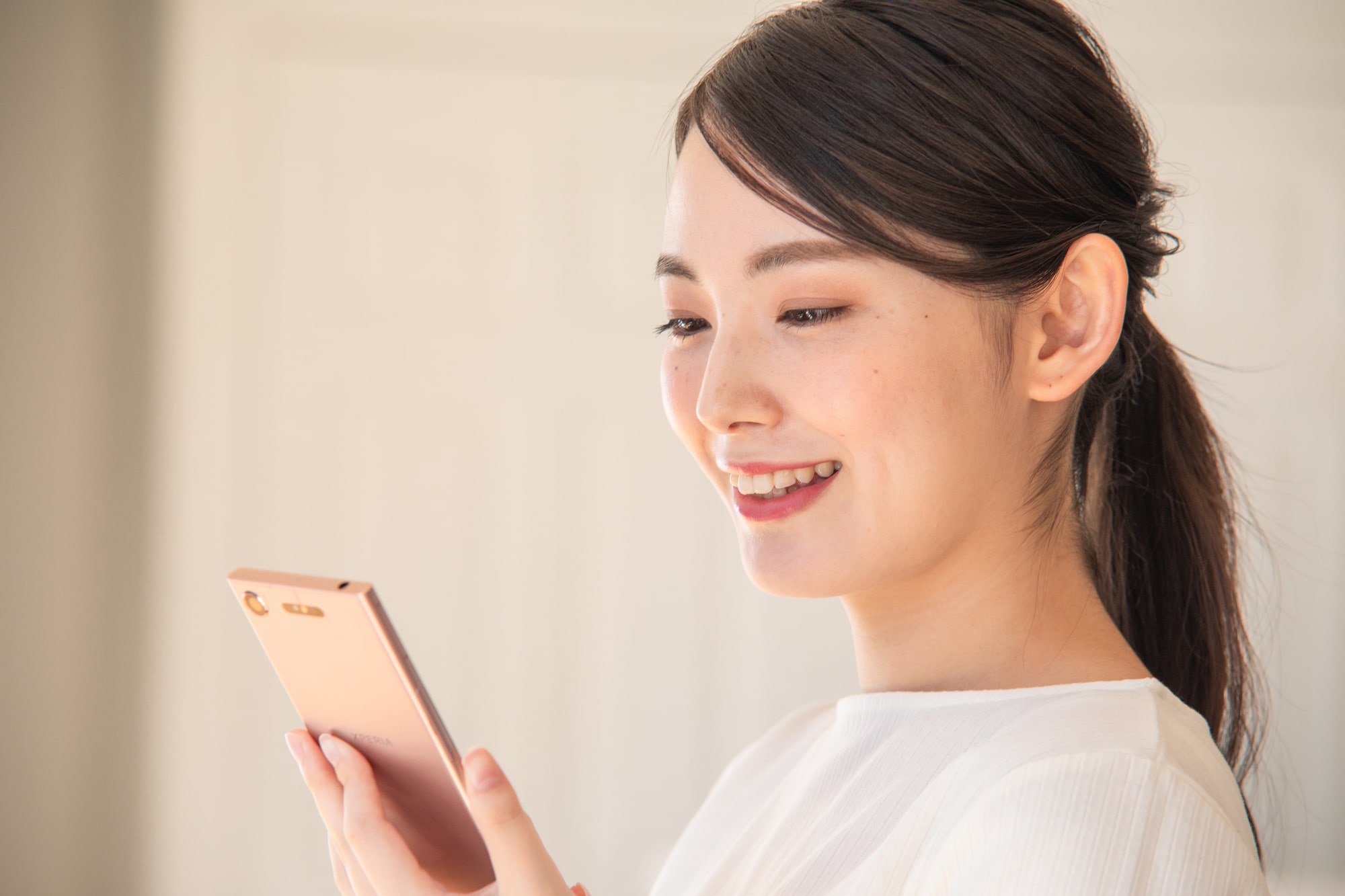 メールだけじゃキビしい?コロナ時代に使いこなしたいコミュニケーションツール5選|TIME SHARING|タイムシェアリング |スペースマネジメント|あどばる|adval|SHARING
