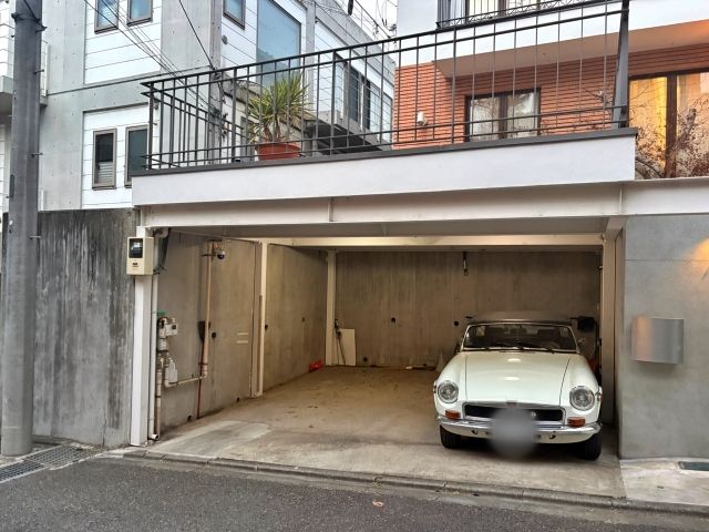 [00196]野毛2丁目15 個宅アキッパ駐車場の駐車場写真