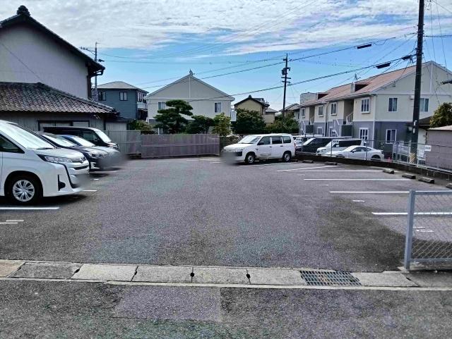 駐車場写真2