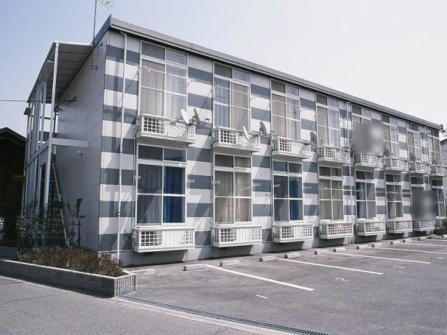 レオパレスサンマーム美乃利駐車場【12183】の駐車場写真