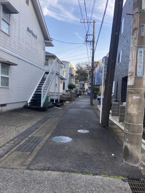 岡本2丁目10-10駐車場の駐車場写真