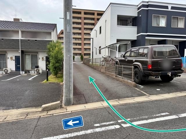 【南側から進入】市砂子1402☆アキッパ駐車場の駐車場写真