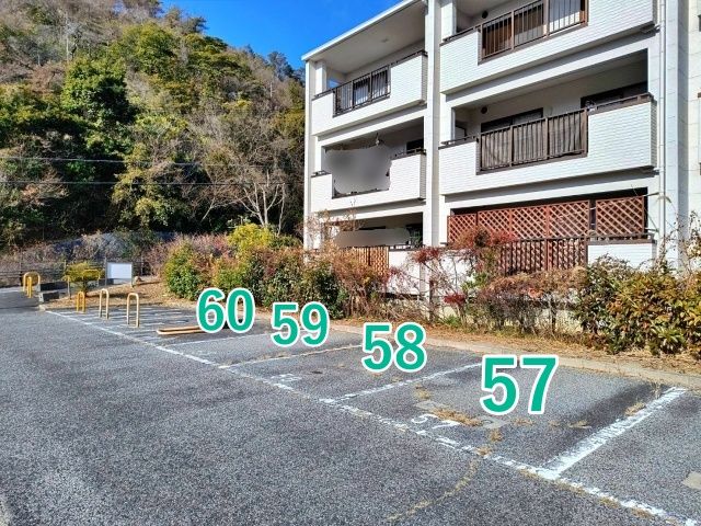県営宝塚切畑住宅 駐車場の駐車場写真