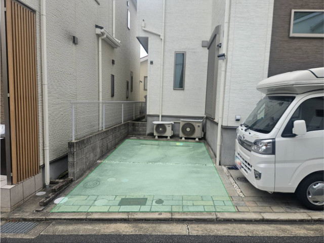 パナスタ徒歩15分 駐車場【防犯ライトつきで安心！】の駐車場写真