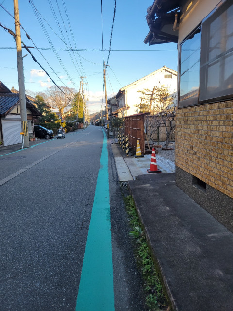 豊岡市日高町久斗住宅街　竹の塀駐車場の駐車場写真