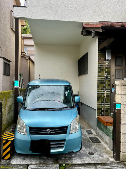 a邸　軽自動車、オートバイ専用駐車場ベルーナ近くの駐車場写真