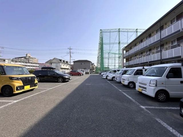 レオパレスグランプラス駐車場【29814】の駐車場写真