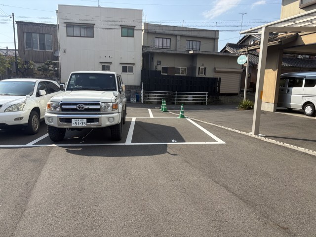 別府466-1駐車場No. 6の駐車場写真