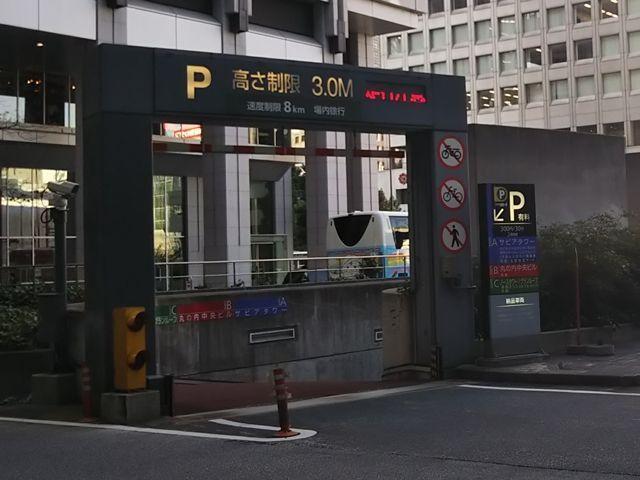 【7/13限定 12:00以降の入庫必須】【高さ170cm】【B3F】サピアタワーakippa駐車場【326・327】の駐車場写真