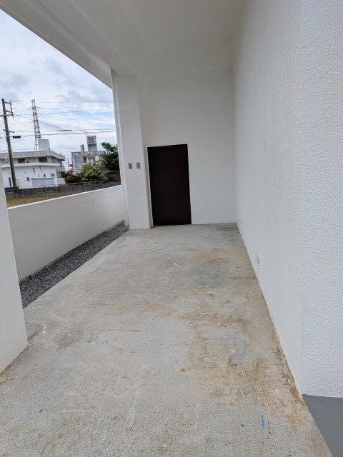 EV200V充電OK！県総合運動公園徒歩約10分の屋根付き駐車場★送迎のご相談も可能の駐車場写真