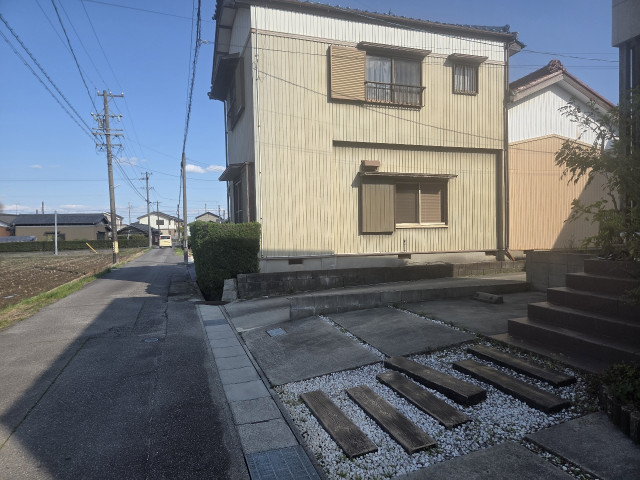 愛知県安城市桜井町山ノ寺14番地1駐車場の駐車場写真