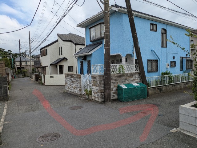 サザンビーチ徒歩3分　の駐車場写真