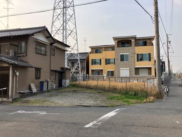 鳥山町3丁目24-3駐車場の駐車場写真