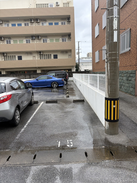 北谷2丁目3-1駐車場の駐車場写真