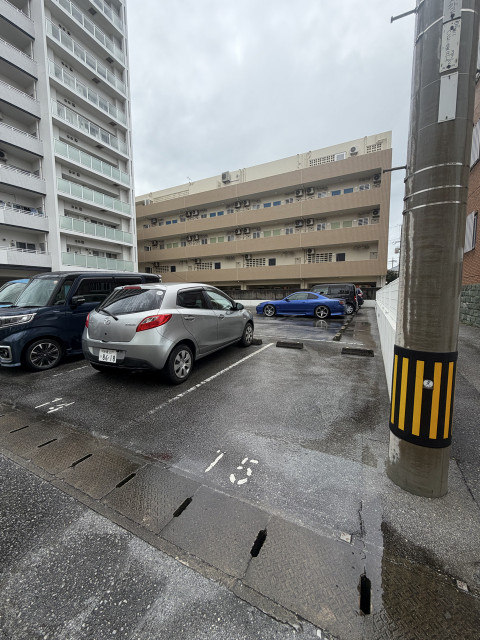 北谷2丁目3-1駐車場の駐車場写真