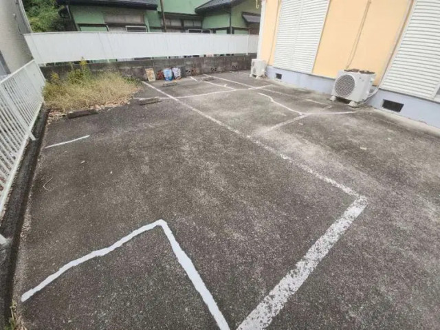 柏1293-1駐車場の駐車場写真