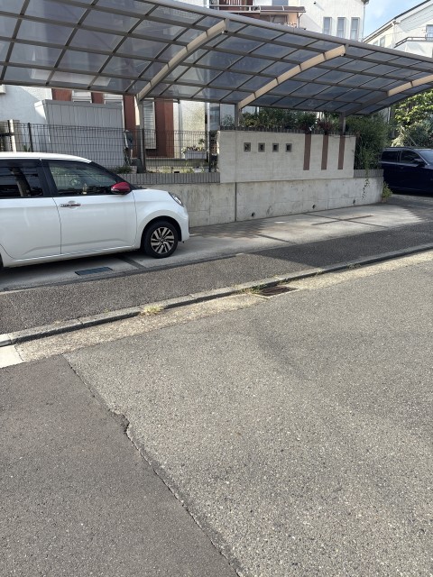 北山田6丁目50-24駐車場の駐車場写真