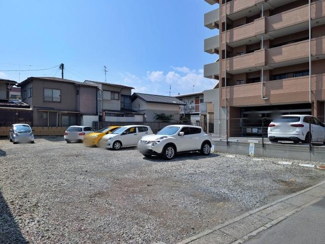 【諏訪湖の花火】8/15 アキッパ 諏訪市大手2丁目臨時駐車場の駐車場写真