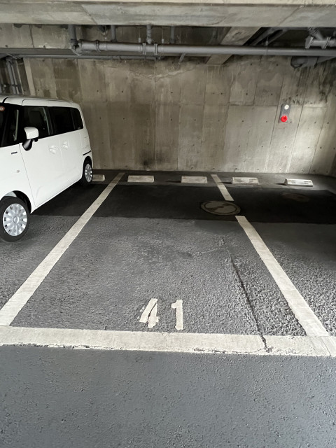 東王子町12-23駐車場　41番の駐車場写真