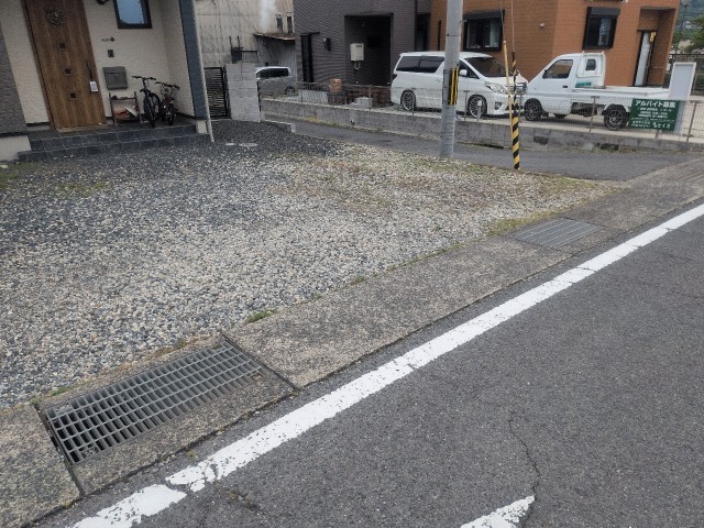 和歌山県橋本市岸上の駐車場写真