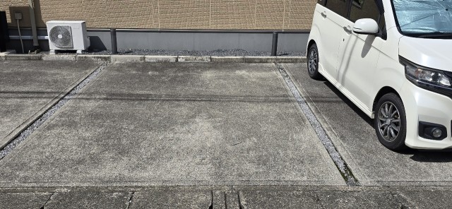 若木町1丁目駐車場B(中央)の駐車場写真