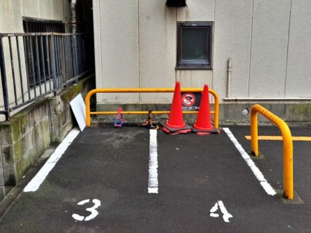 中区初音町【バイク専用】の駐車場写真