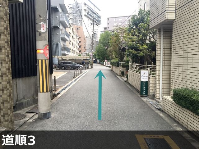 3.新大阪ステーションホテルの横を進んでください。
