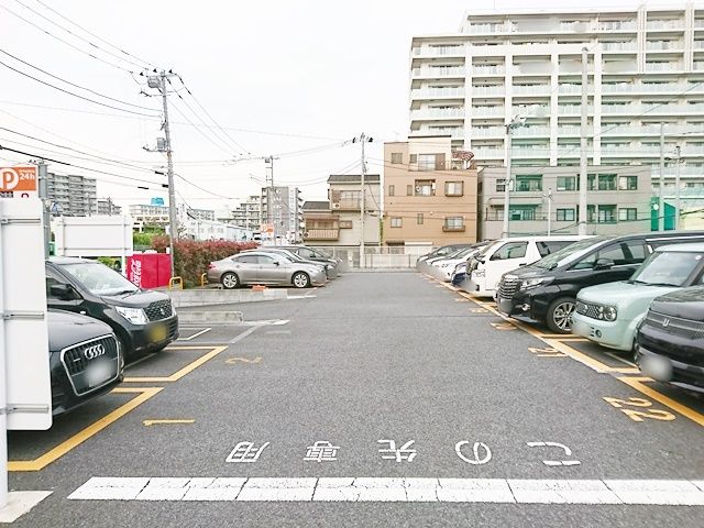 駐車場内の写真です