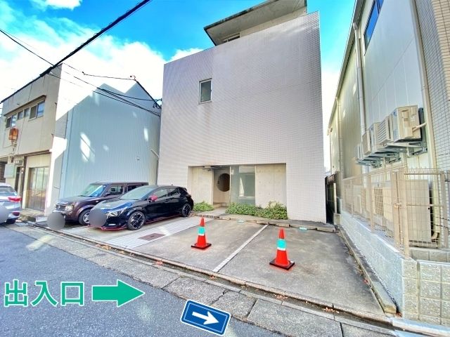 コアデコア駐車場の駐車場写真