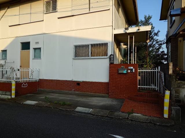 佐藤邸＿さいたま市西区中野林の駐車場写真
