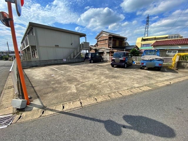 シティハイムサンガーデンA駐車場の駐車場写真