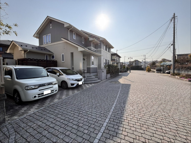 菅谷台4丁目9-7駐車場の駐車場写真