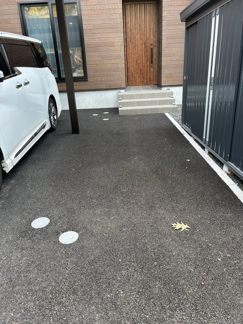 真駒内南町1丁目7-2-3個人宅駐車場の駐車場写真