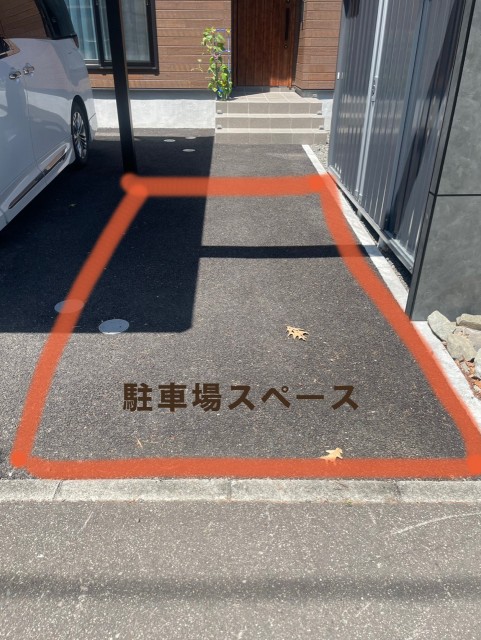 真駒内南町1丁目7-2-3個人宅駐車場の駐車場写真