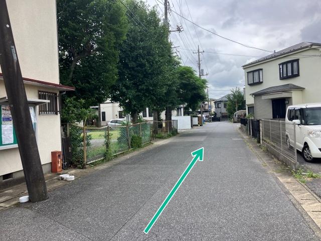 [0df06]緑ヶ丘24 個宅駐車場の駐車場写真
