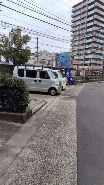 中百舌鳥3丁バイク駐輪場の駐車場写真