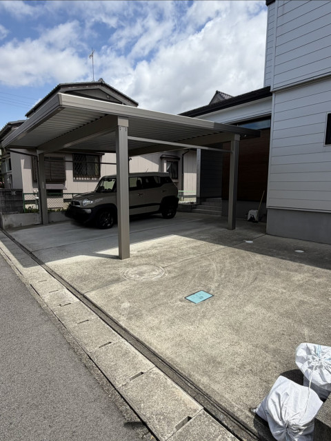 柳原2丁目2-11駐車場の駐車場写真