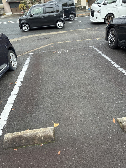 南区上鳥羽北島田町64 月極◉アキッパ駐車場の駐車場写真