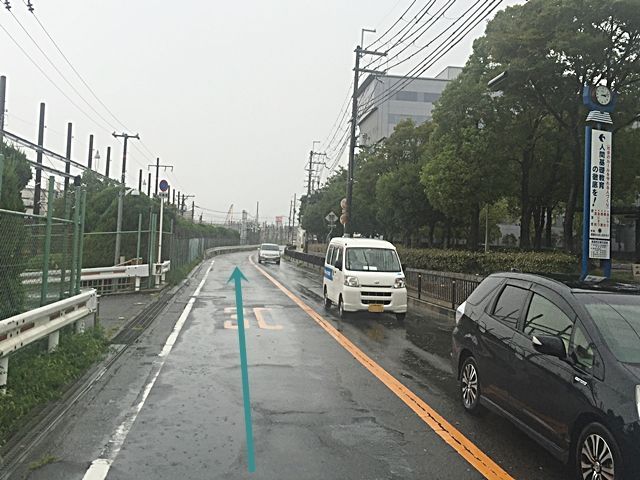 【道順1】府道147号線「正雀交差点」を府道142号線に向かって「北西」に直進してください。