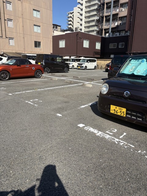 大浜公園徒歩5分駐車場、堺市堺区大浜北町３丁目の駐車場写真